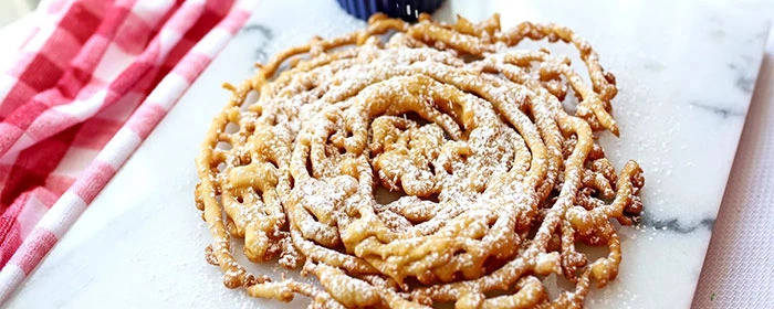 Funnel Cake - Postre popular en Anaheim, California