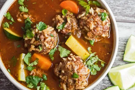 Sopa de albondigas de Merced